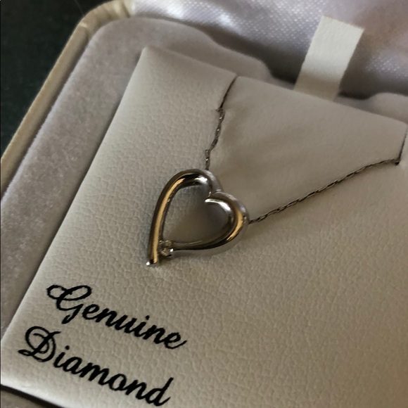 Genuine Diamond Silver Heart Necklace FineJewelry - Picture 5 of 5